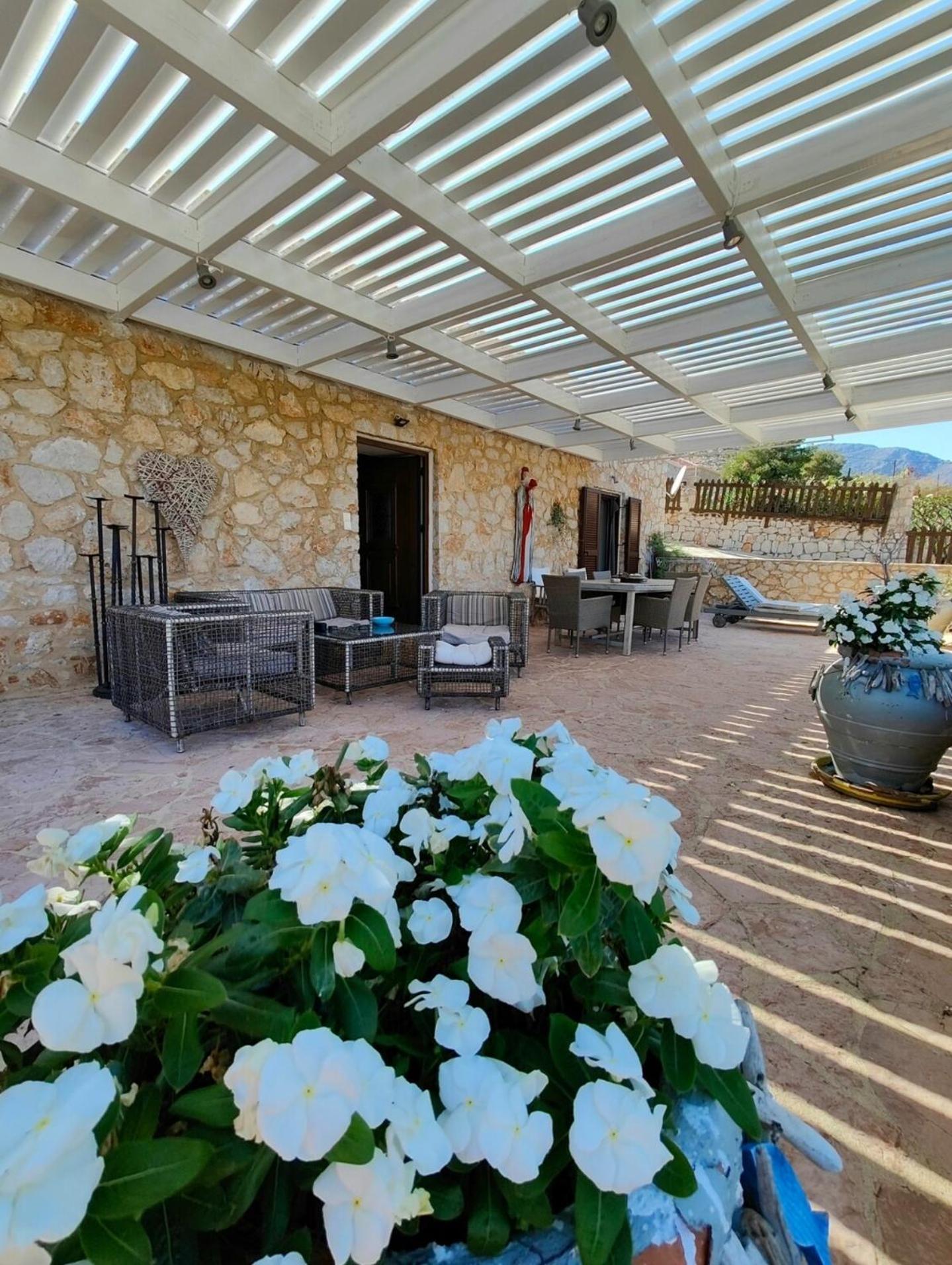 Belvedere Private Luxury Beach Villa Chalki Town エクステリア 写真